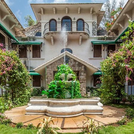 Bella Vista By Stayvista - A Haven With Lush Green Surroundings, Zen Garden, Quirky Decor & A Inviting Swimming Pool Lonavala Kültér fotó