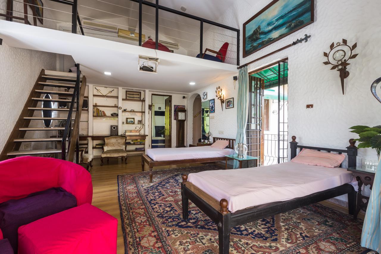Bella Vista By Stayvista - A Haven With Lush Green Surroundings, Zen Garden, Quirky Decor & A Inviting Swimming Pool Lonavala Kültér fotó